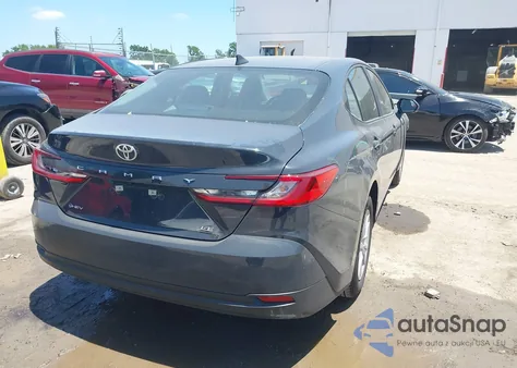 2025 Toyota Camry Le из США, поврежденный, VIN 4T1DAACKXSU573688